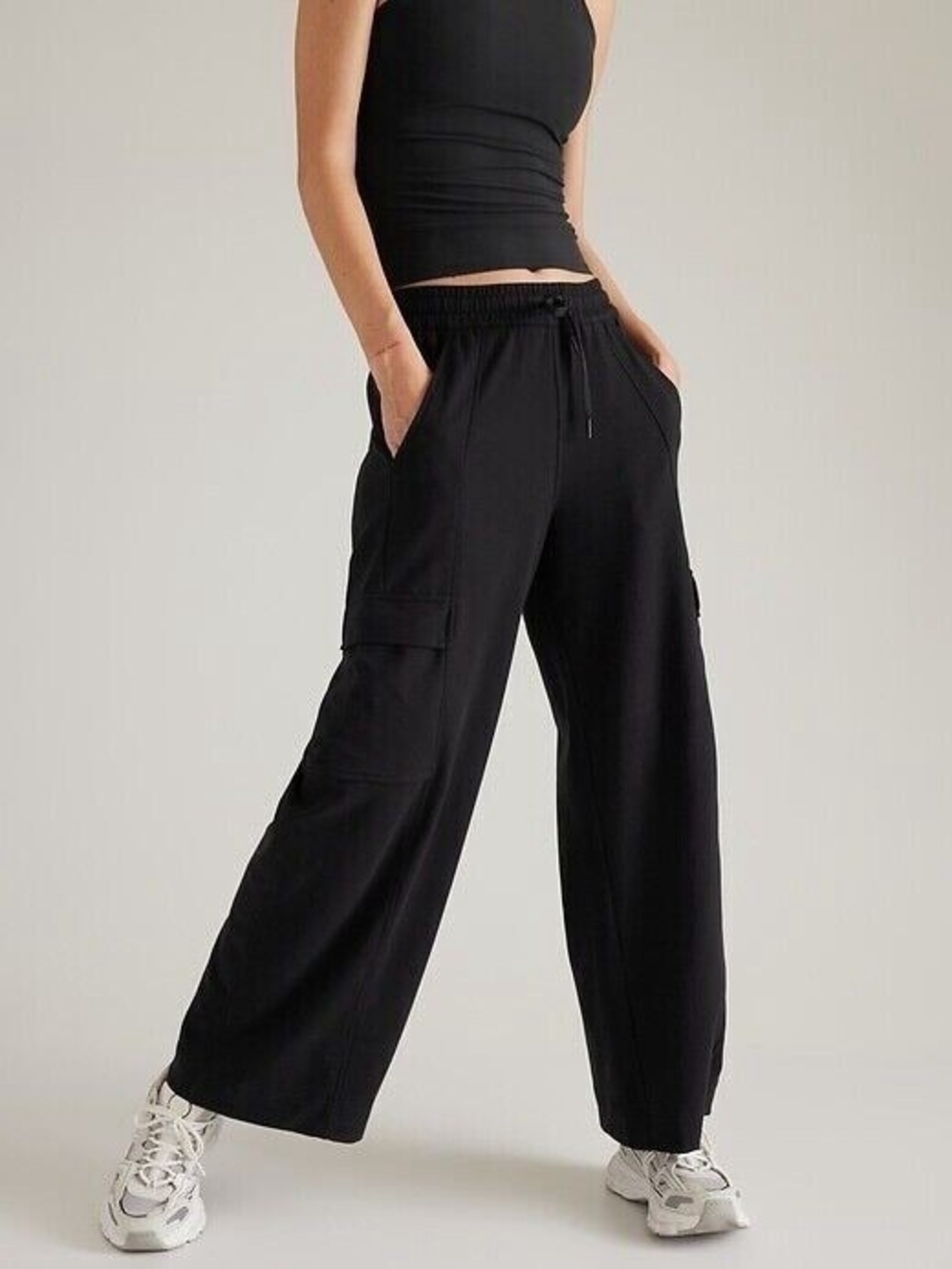 NWT Athleta Retroterry Wide Leg Cargo Pant Black Size XL